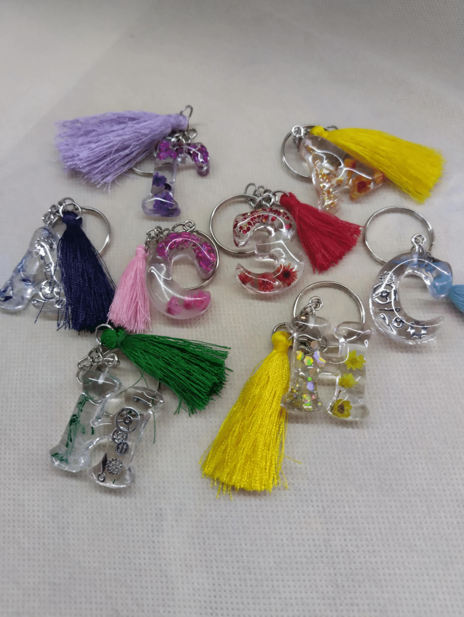 Ръчно изработени ключодържатели от епоксидна смола